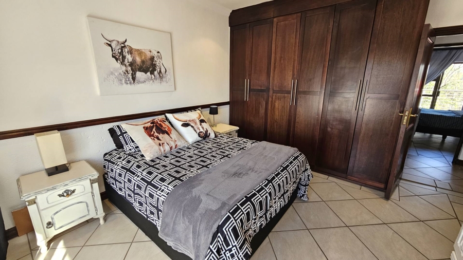 5 Bedroom Property for Sale in Birdwood Estate North West
